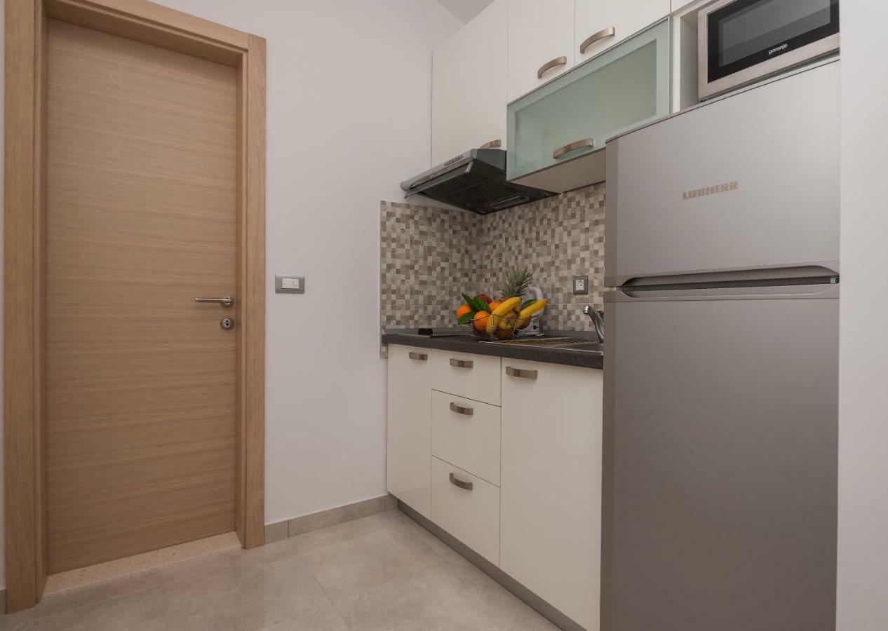Apartmani Vujcic 마카르스카 외부 사진